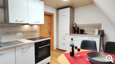 Küche und Esszimmer